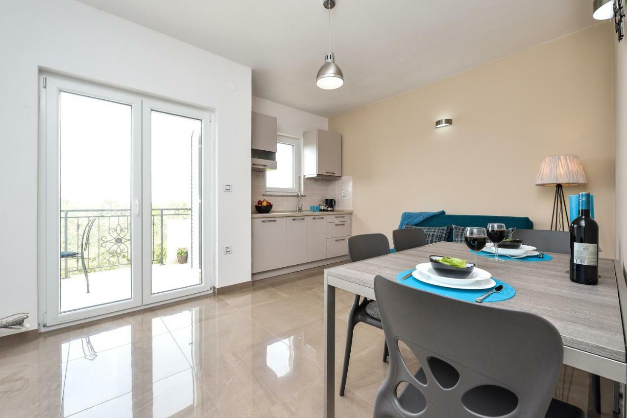 Apartments Feel Good Sukošan المظهر الخارجي الصورة